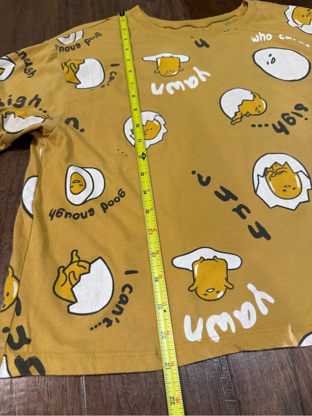 Love Tribe Gudetama The Lazy Egg All-Over Print Tee Yellow XL - Picture 4 of 6